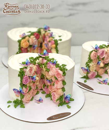 Праздничный торт «Расцветающий торт»