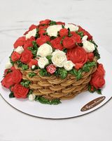Праздничный торт «Корзина роз»