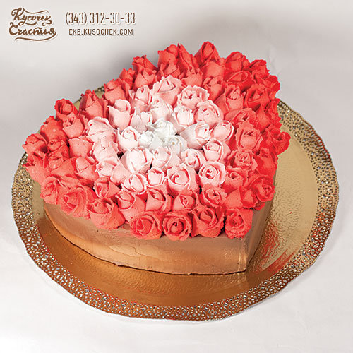 Свадебный торт «Сердце из роз»